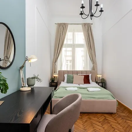 Classy Old Town - By Upstairs Krakau